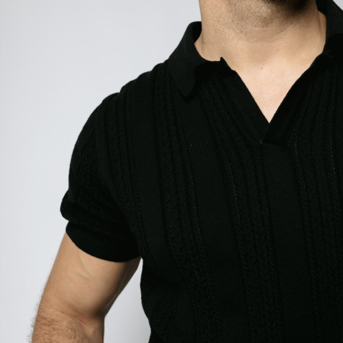 REMERA ABERCROMBIE JOHNNY COLLAR NEGRA