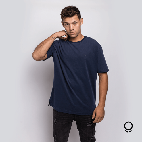 REMERA LIBERATO BASICS OVERSIZE AZUL RELIEVE AL TONO