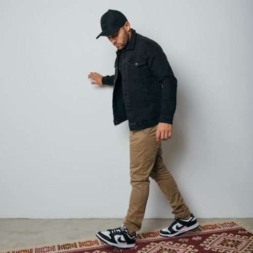 PANTALON CHINO LIBERATO BASICS KAKHI