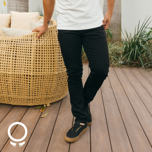 PANTALON CHINO LIBERATO BASICS NEGRO