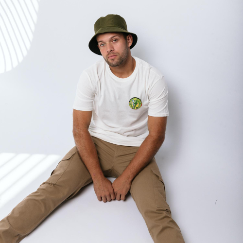 REMERA LIBERATO BASICS OVERSIZE BLANCA RICK AND MORTY