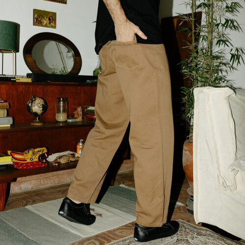 PANTALON BAGGY LIBERATO BASICS KAKHI