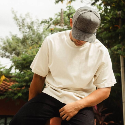 REMERA LIBERATO BASICS OVERSIZE  BEIGE