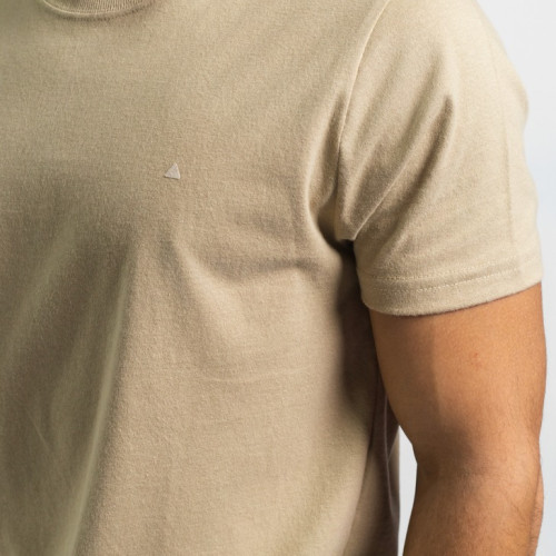 REMERA LIBERATO BASICS REGULAR FIT VERDE