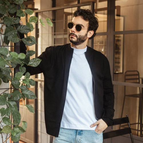 REMERA LIBERATO BASICS BOXY FIT PREMIUM BLANCA