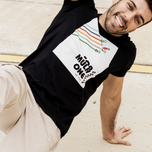 REMERA LIBERATO BASICS REGULAR FIT NEGRA FORMULA ONE