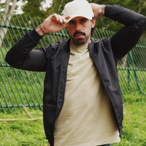 BOMBER JACKET LIBERATO BASICS NEGRA