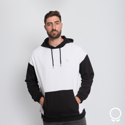 HOODIE N+ CON RECORTES BLANCO Y NEGRO