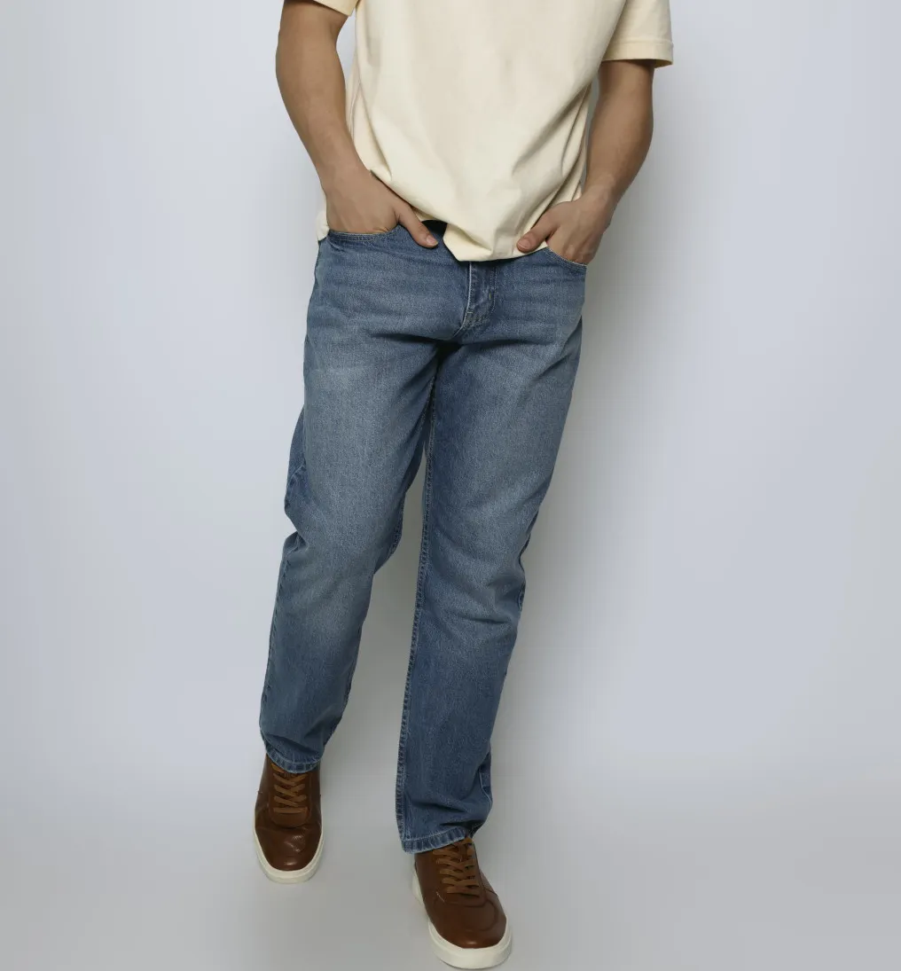 JEANS RECTO LIBERATO CELESTE