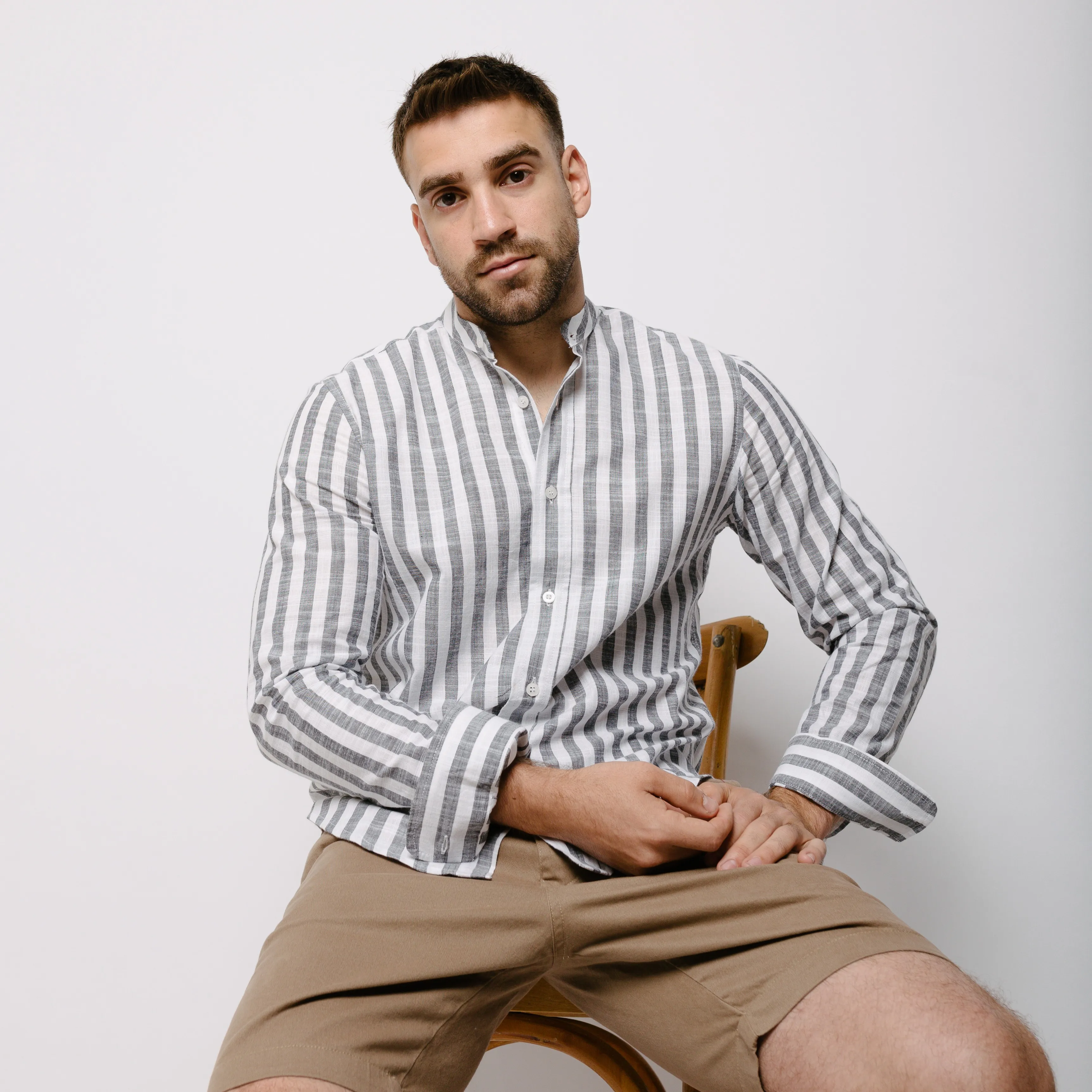 CAMISA LIBERATO BASICS MAO MANGAS LARGAS BLANCA RAYAS NEGRAS